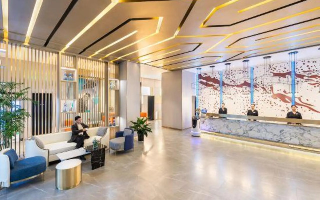 Crystal Orange Qidong Hongxing Life Plaza