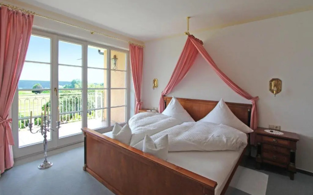 Gästehaus Schloss Kronburg