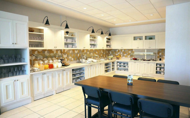 Hyatt Place Austin Airport