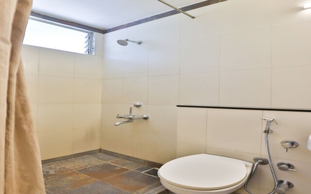 OYO 14411 Hotel Royal