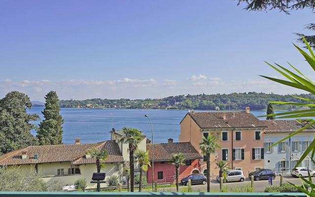 Blu View Apartment in Salo