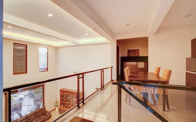 ZEN Rooms Terogong Near Pondok Indah