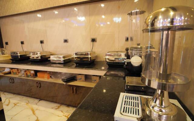 Moon Star Beach Resort