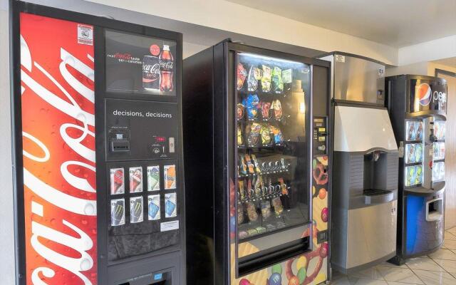 Red Roof Inn Hartford - Vernon