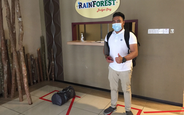 Rainforest Budget Stay
