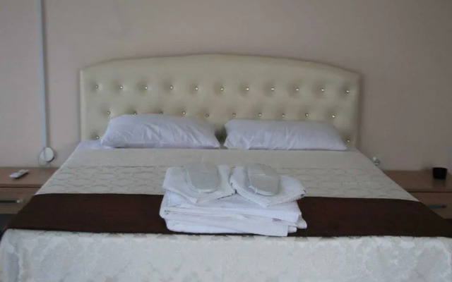 Ova Otel