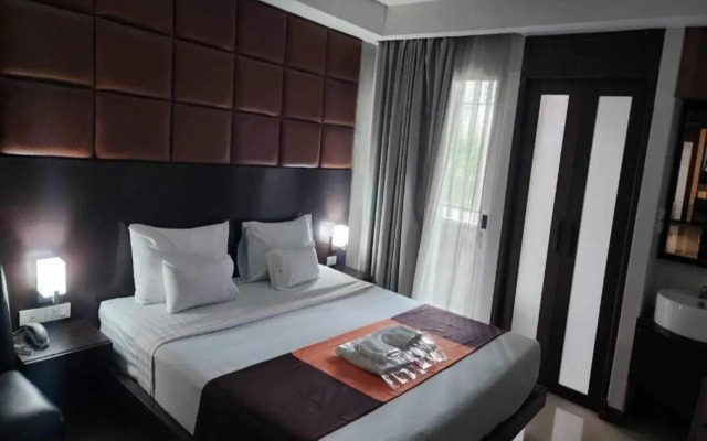 Collection O The Bangkok Cha Cha Suite