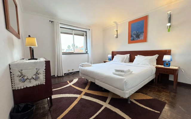 The Pearl - Cascais Guest House - City & Beach