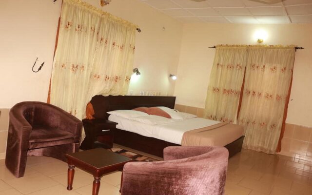 Liz Ani Hotel