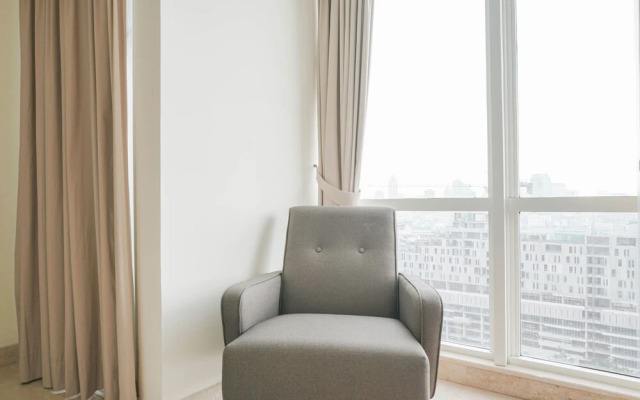 Relaxing Studio At Menteng Park Apartment