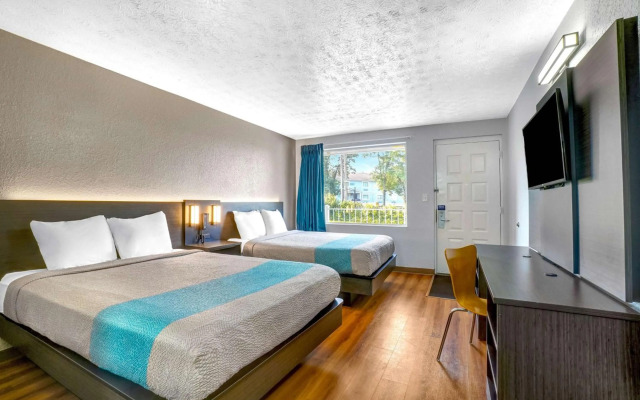 Motel 6 Lexington I-75 Hamburg