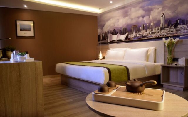 Olympic Sailing Center Atour Hotel