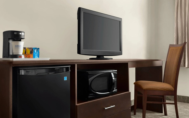 Travelodge by Wyndham North Bay