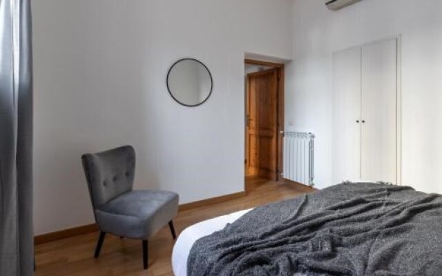 BDB Flat by the Spanish Steps II