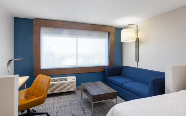 Holiday Inn Express & Suites Phoenix West - Buckeye by IHG