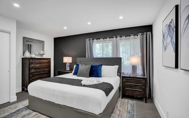 6BR Oasis with Heated Pool & Gameroom