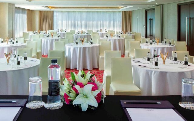 Mercure Hyderabad KCP Hotel