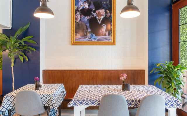 The Old City Wall Inn