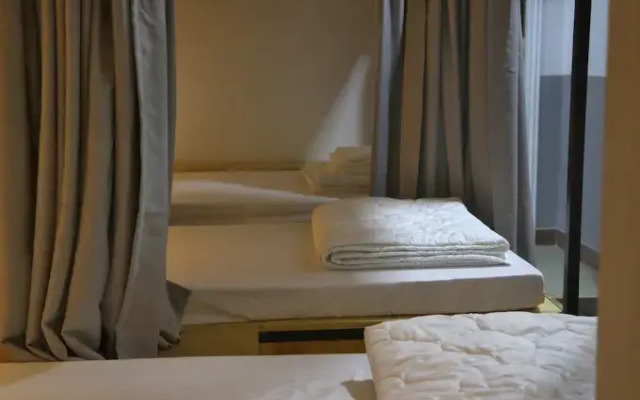 Vector Hostel