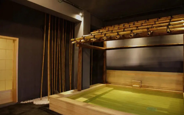 Shanghai Zhuli Kosa Spring Resort