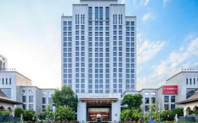 Four Seasons Garden Hotel