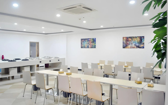 GreenTree Inn Chizhou High-Speed Railway Station Hotel