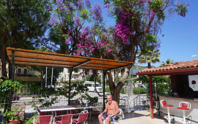Sinem Hotel & Apart