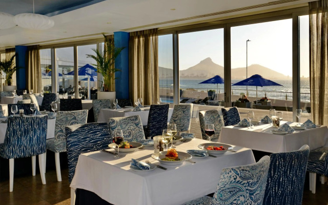 Lagoon Beach Hotel & Spa