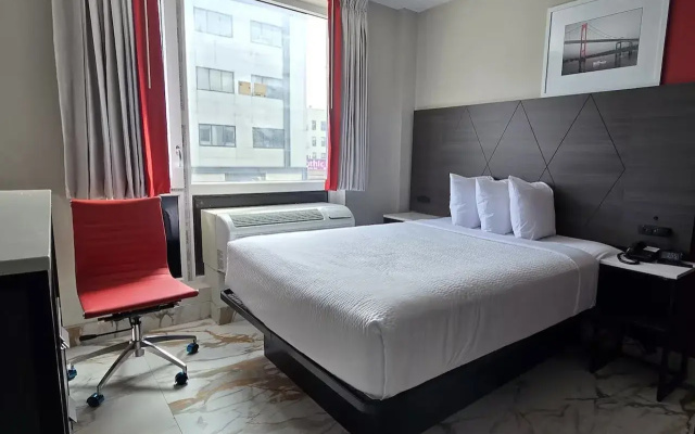 Ramada By Wyndham Brooklyn Empire Blvd