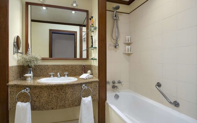 Hai Phong Harbour View Hotel