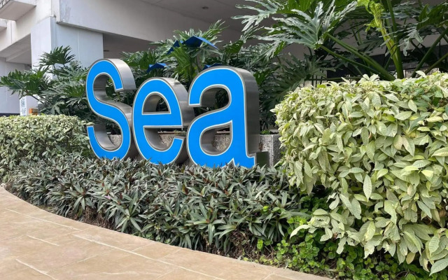 Sea Residences MOA Arena, SMX 1BR free wifi & Netflix