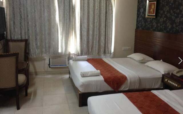 Hotel Sai Sangeeta