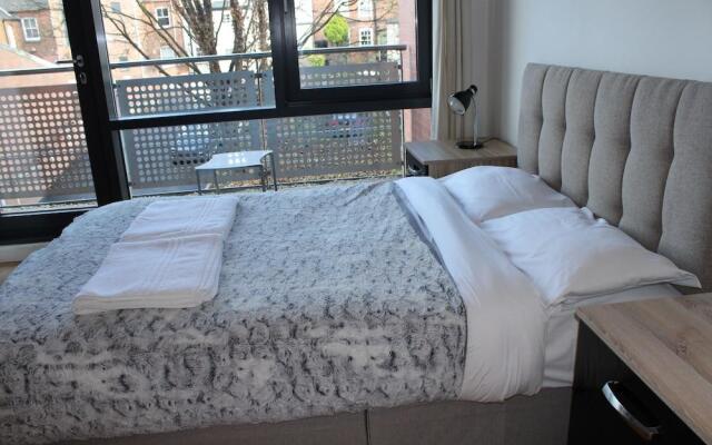 Empire Serviced Apartments