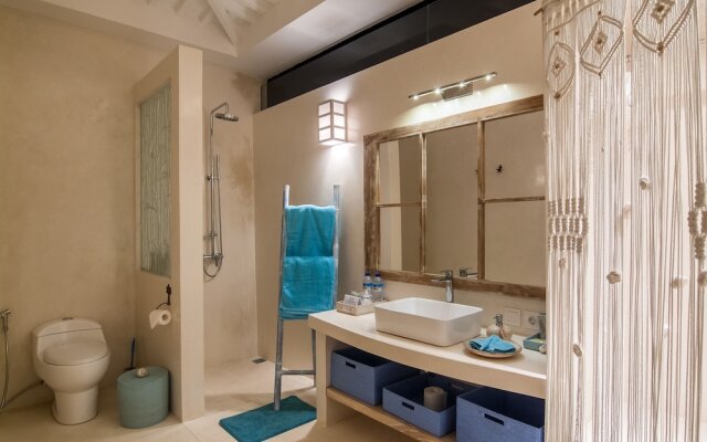 De'Coco Villa and Suites