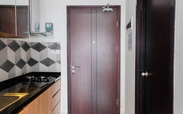 Homey and Comfy Studio Casa De Parco Apartment