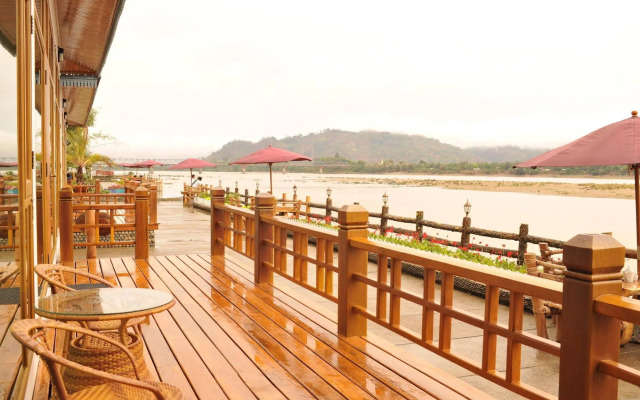 Myitkyina Plam Spring Resort Hotel