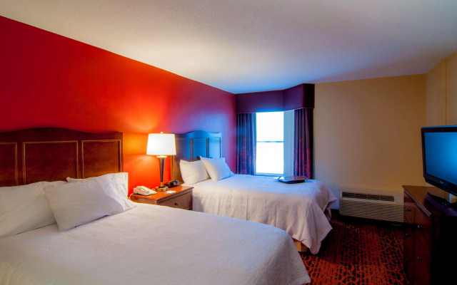 Hampton Inn & Suites Tampa-North