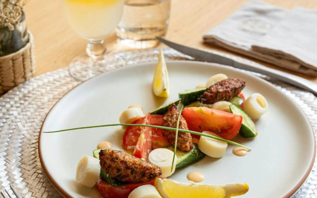 Cleviá, San Miguel de Allende, Autograph Collection