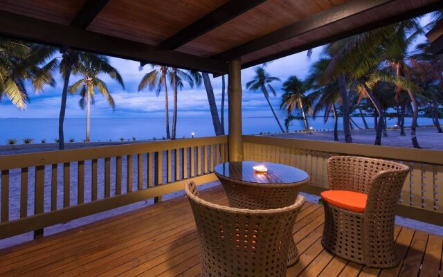 DoubleTree Resort by Hilton Hotel Fiji - Sonaisali Island