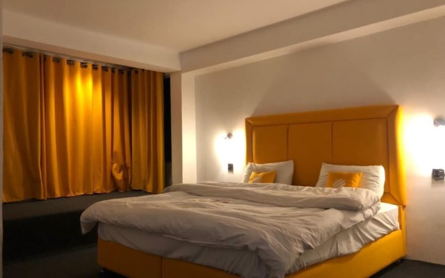 Paraline Hotels & Resorts