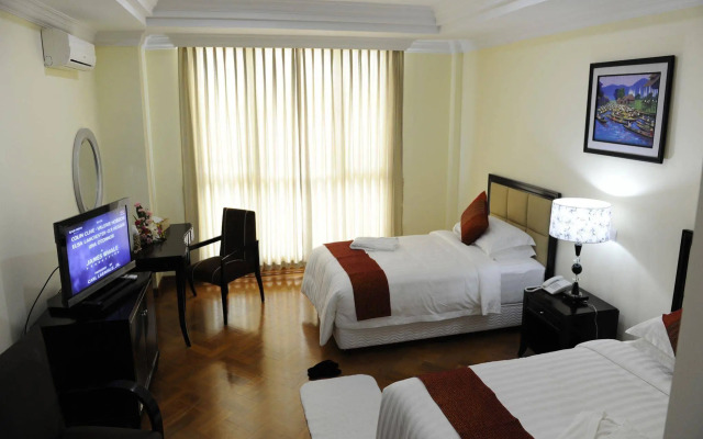 Mawlamyine Strand Hotel