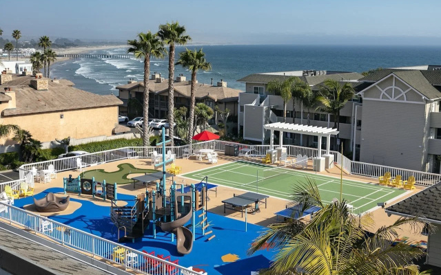 Pismo Lighthouse Suites