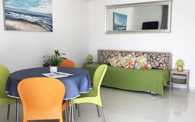 Abuelas Beach House