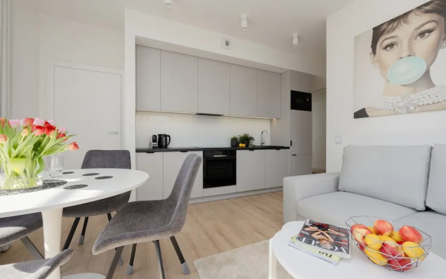 Apartment Mokotów by Renters Prestige