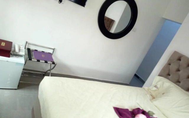 Spa Lavender Suites Hotel