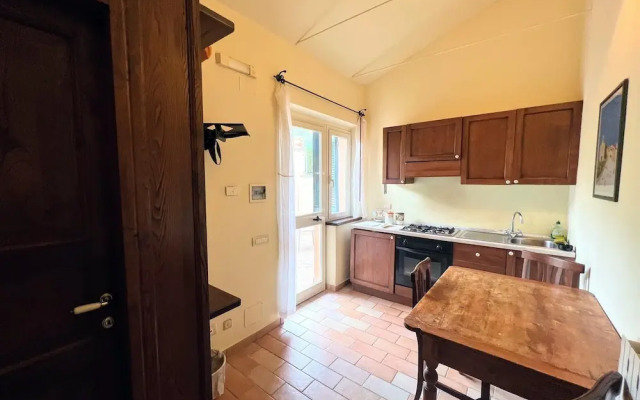 Farmhouse in Giano Dell'umbria with Hot Tub, Swimming Pool