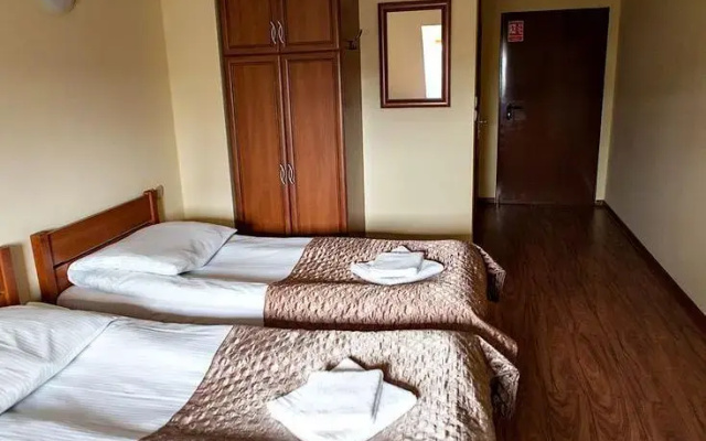 Hotel Omega