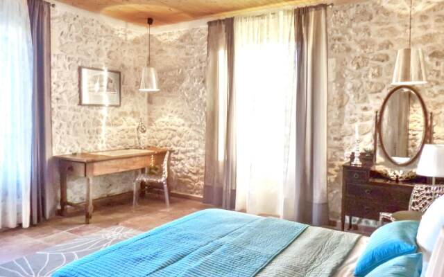 Villa With 5 Bedrooms in Saint-germain-d'esteuil, With Private Pool, E