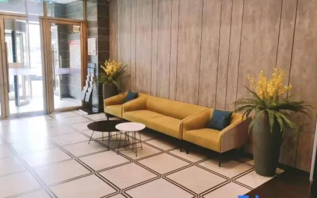 Elysees  Hotel