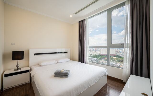 Landmark Condotel Art By KaySuite